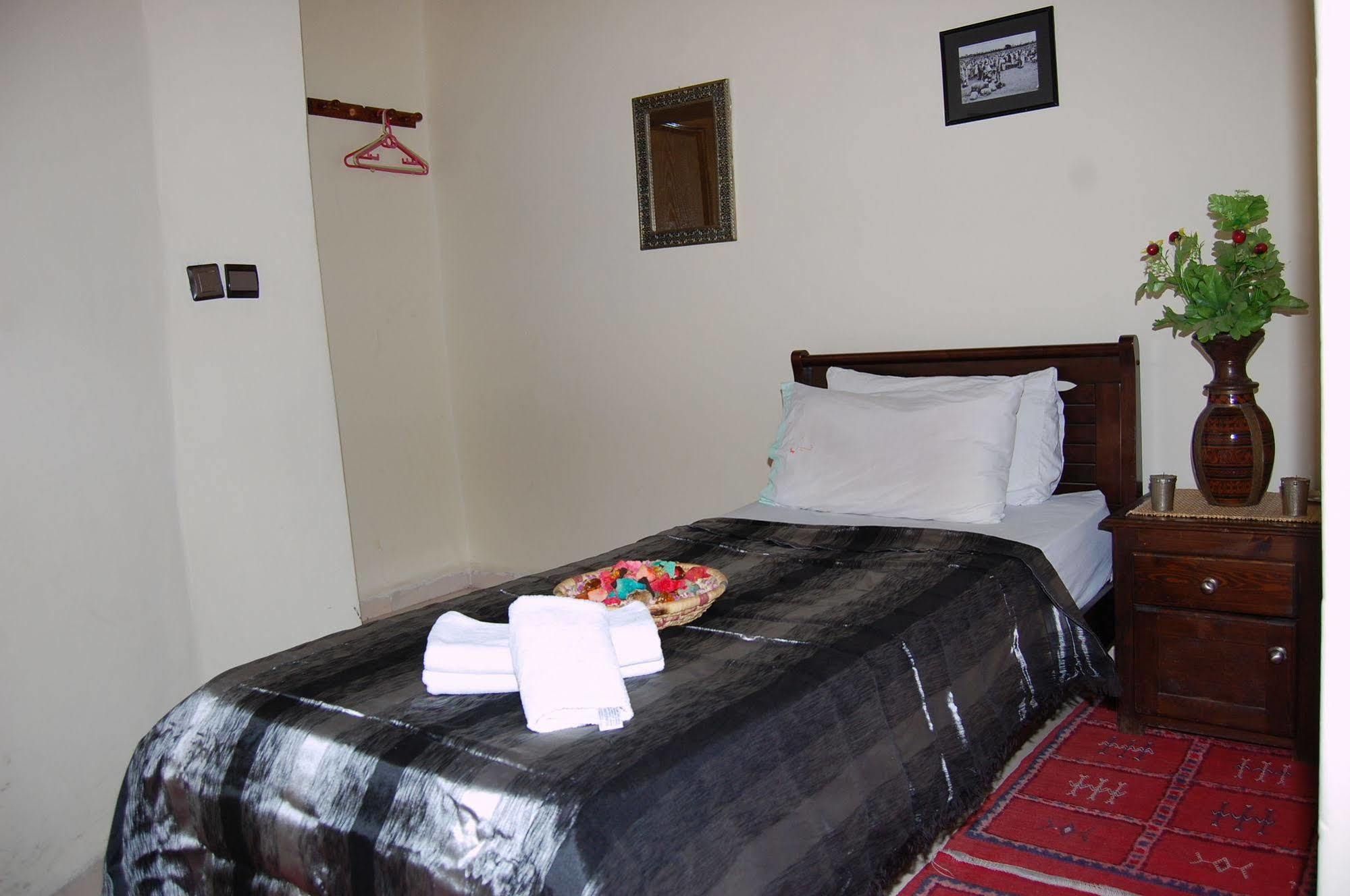 Hotel Amira Et Vacances Marrákes Kültér fotó